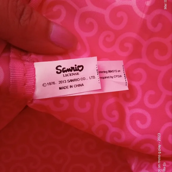 Hello Kitty Women's Bento Weekender Bag Pink Size Large - Picture 9 of 9